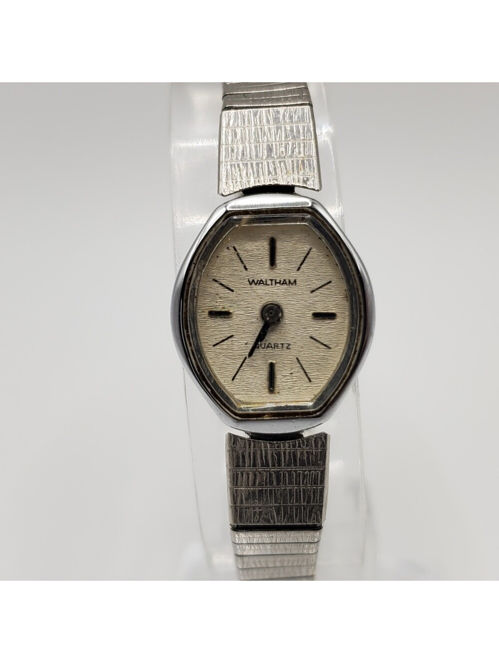 Vintage Waltham Quartz Watch Women For Parts Or Repair Silver Tone